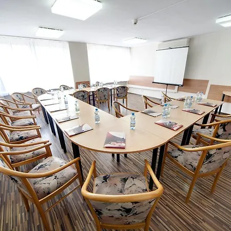 Mazowiecki 2* Łódź