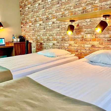 Otel Mazowiecki 2*
