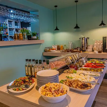 Mazowiecki 2* Łódź