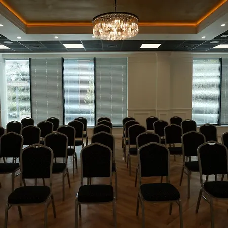 Hotel Mazowiecki 2*