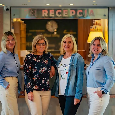 Отель Mazowiecki Лодзь