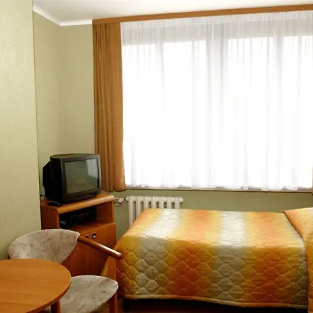 Mazowiecki Hotel 2*