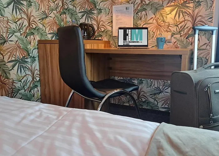 Mazowiecki 2* Λοτζ