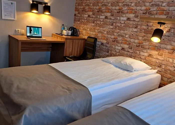 Mazowiecki 2* Λοτζ