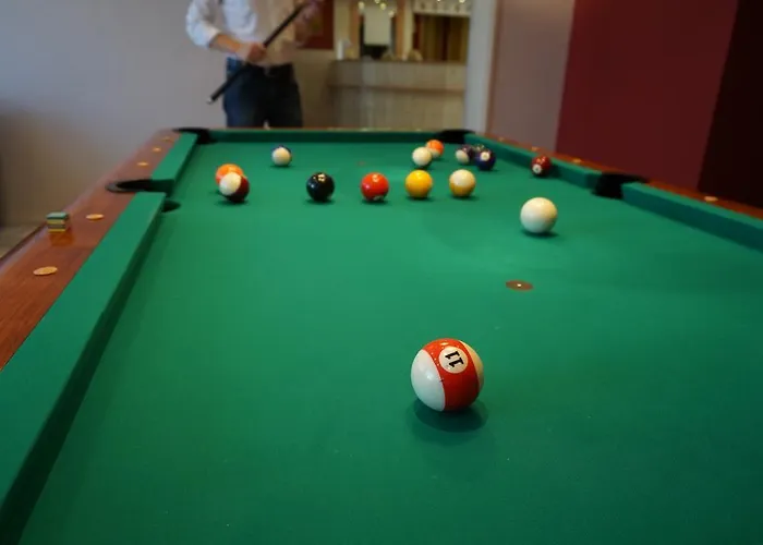 Mazowiecki Отель Лодзь