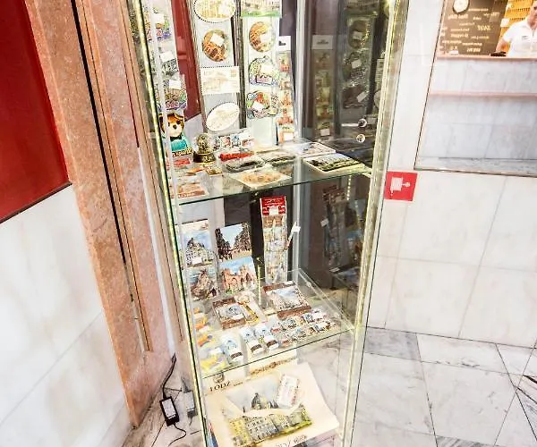 Отель Mazowiecki 2*